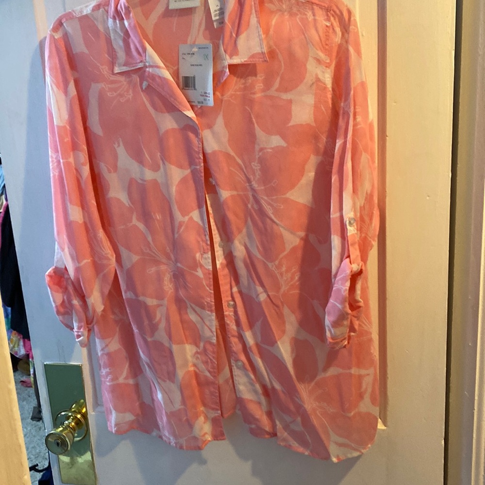 Pink and white blouse -roll up sleeves